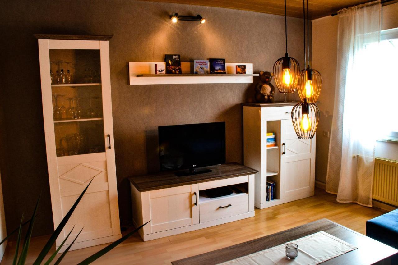 Ferienwohnung Jungbaer - Die Wohlfuehl-Adresse Im Stangenwald Sankt Ingbert Exteriör bild